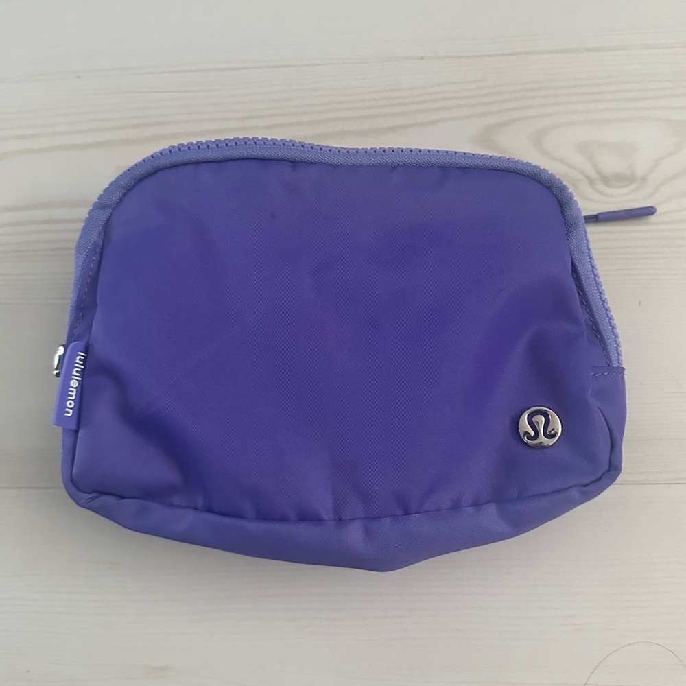 Lululemon Everywhere Belt Bag 1L